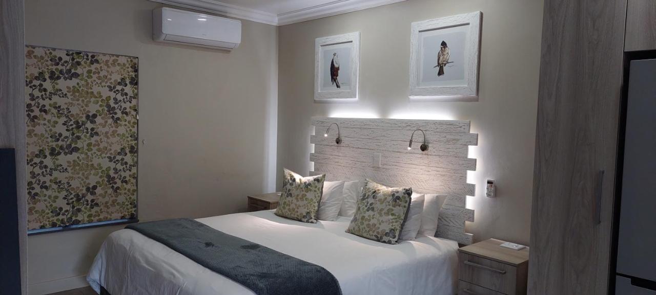 Studio 5 The Studios At Churchill Hillcrest Luaran gambar